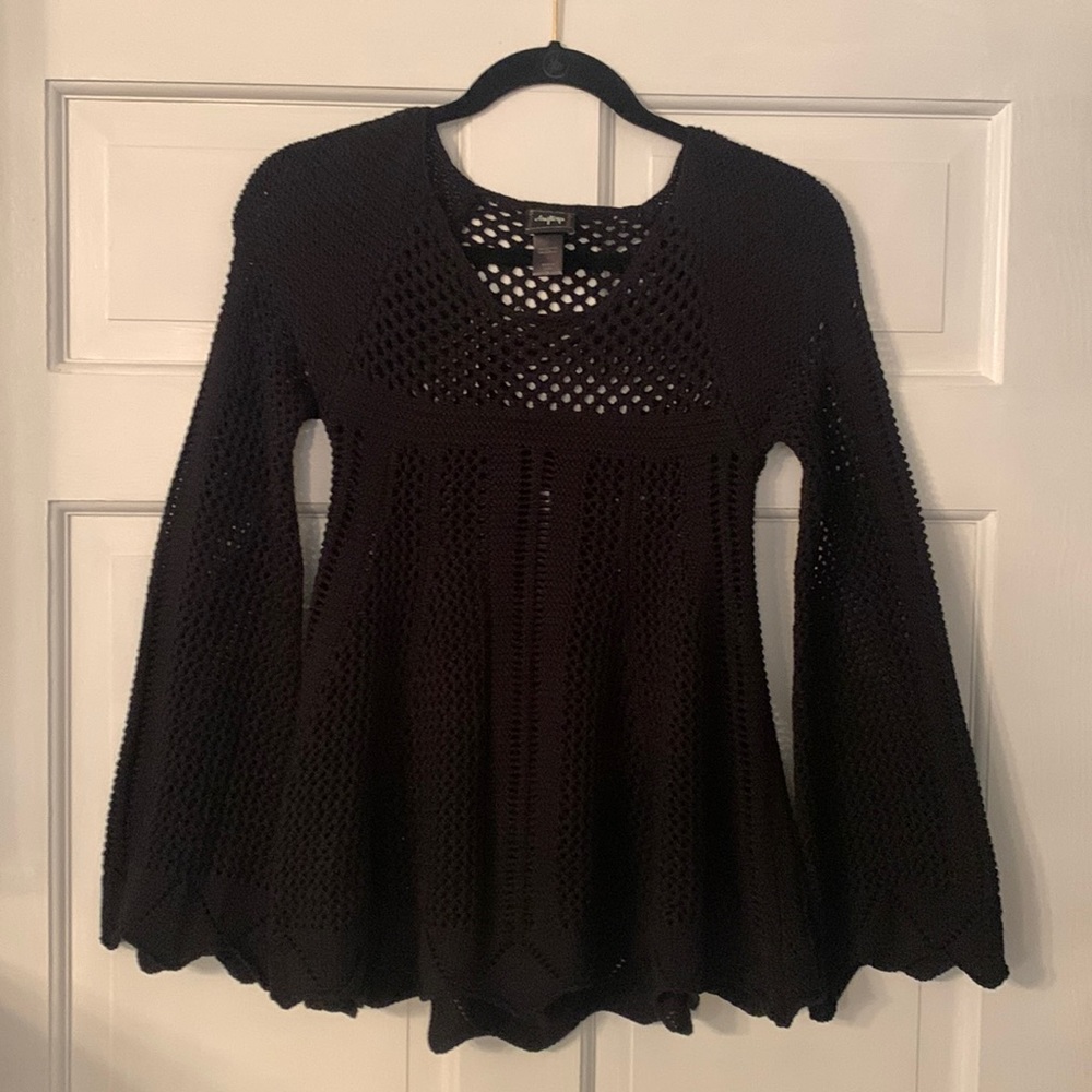 Day trip long sleeve sweater size small